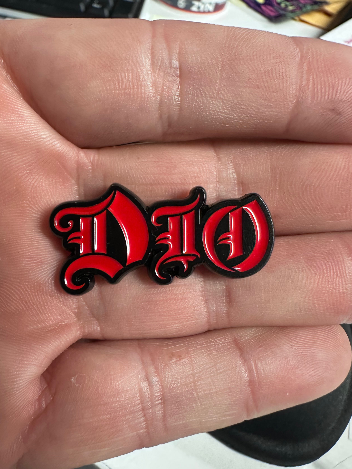Dio pin